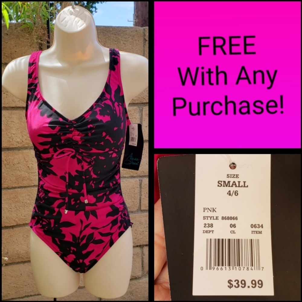 New $39.99 women one piece print swimsuit SMALL 4